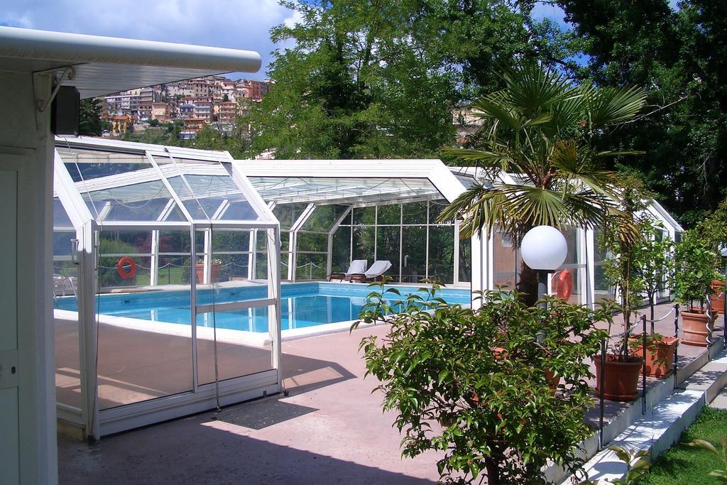 King Hotel Fiuggi Bagian luar foto