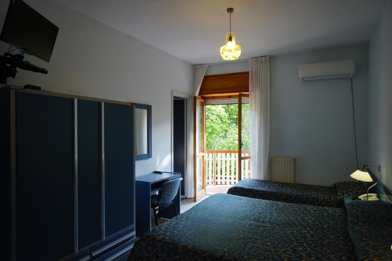 King Hotel Fiuggi Bagian luar foto